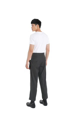 GREY PANTS WITH 3D POCKETS