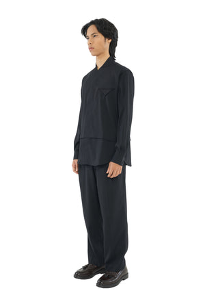 BLACK COLLARLESS SHIRT WITH PLEATS AND POCKET