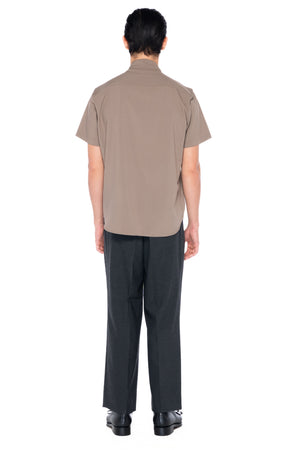 ETOUPE COLLARLESS PART 5 SHORTSLEEVES