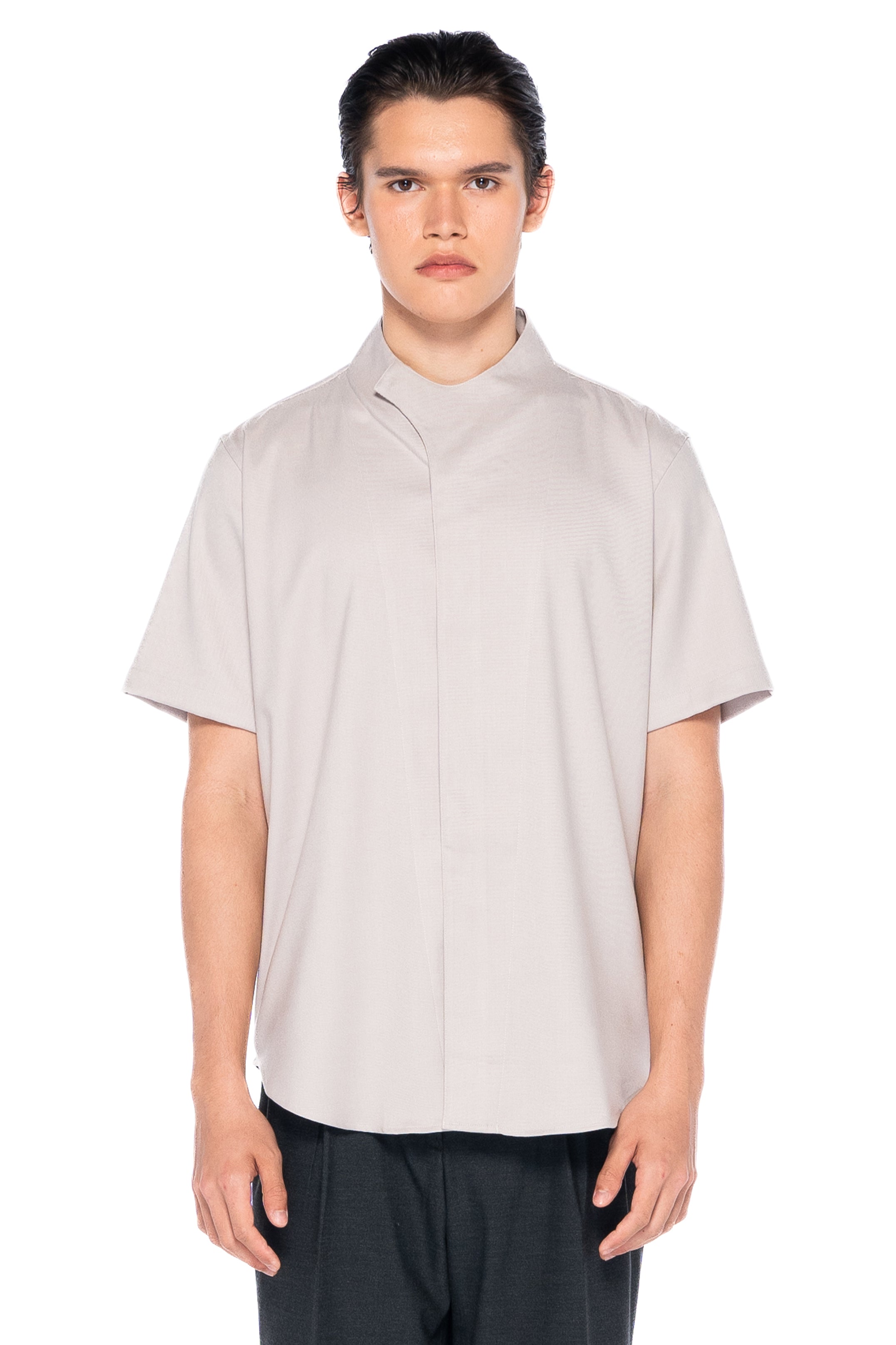 BEIGE COLLARLESS OVERLAP SHORT SLEEVE SHIRT - Jan Sober