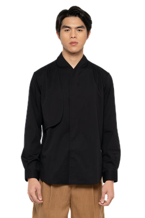 BLACK COLLARLESS SHIRT WITH CURVED LAYERD