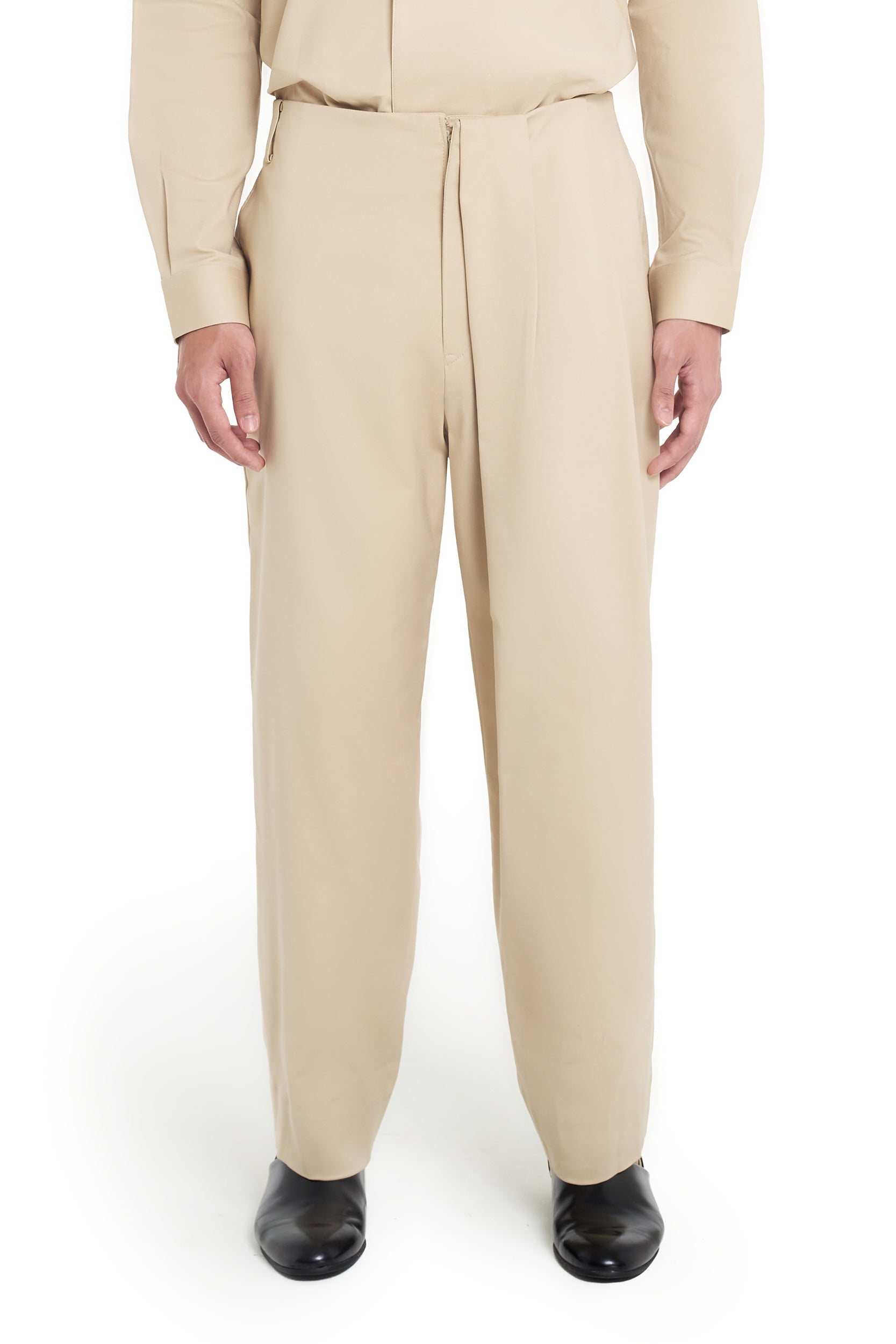 LIGHT BROWN HALF PLEATS PANTS