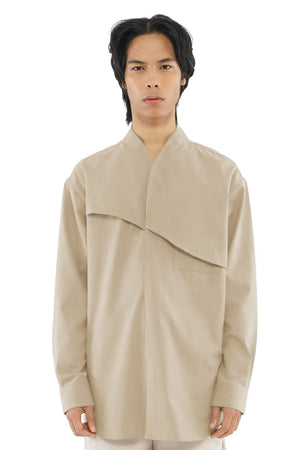 LOOSE BEIGE COLLARLESS SHIRT WITH CURVED LAYER