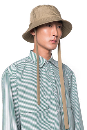 BEIGE BUCKET HAT